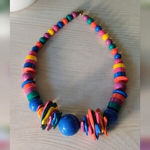 Colorful Chunky Retro-Style Plastic Beaded Statement Necklace 18"